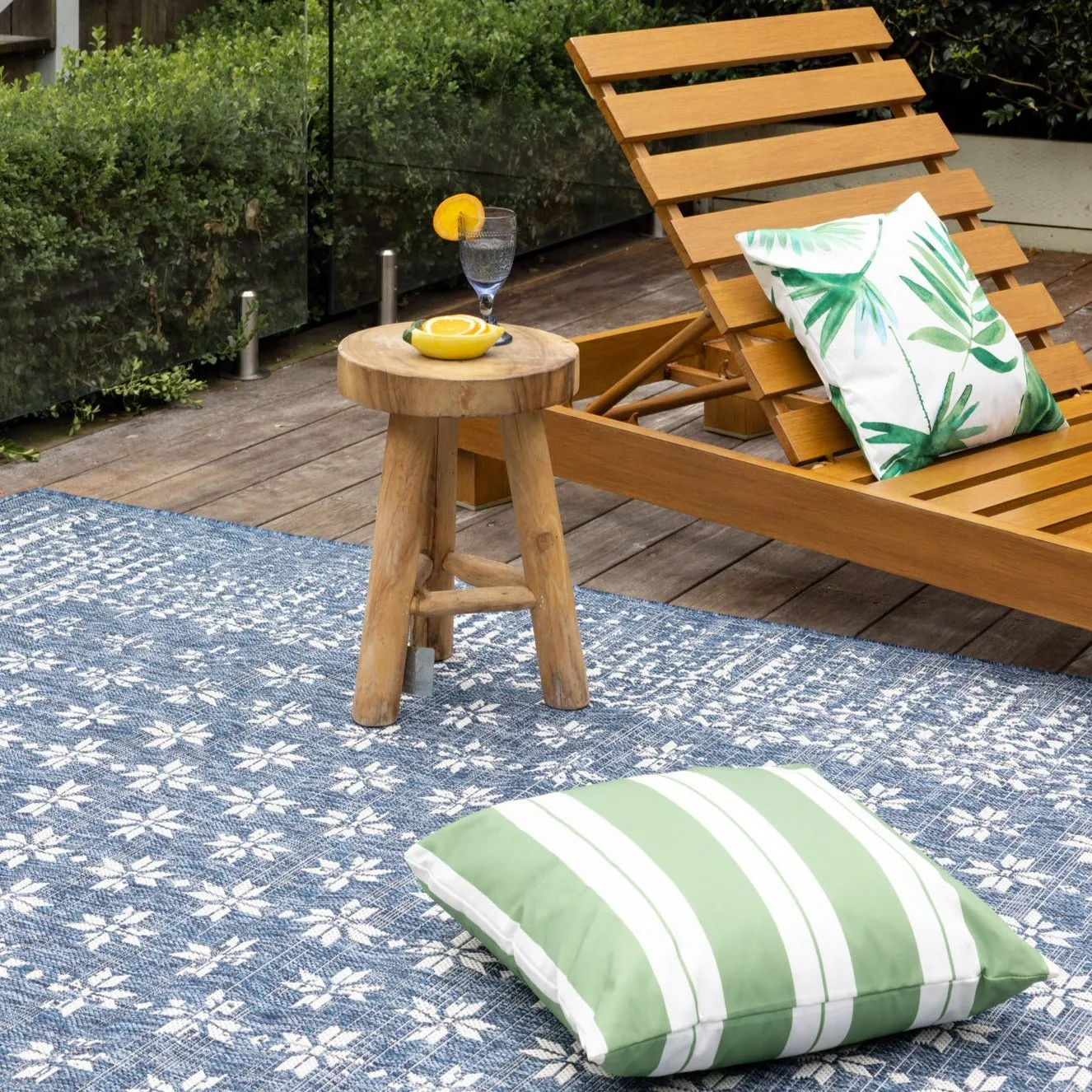 Pearl Blue Floral Polypropylene Outdoor Rug